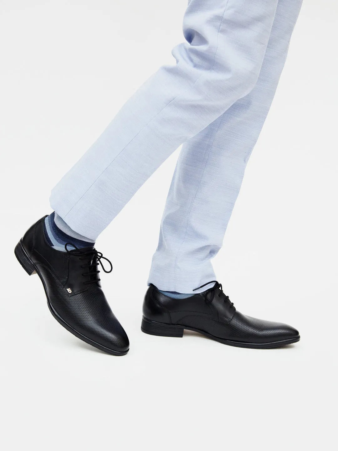 Men's Black Embossed Pattern  Regular Toe Lace Up Formal  (ID2100)