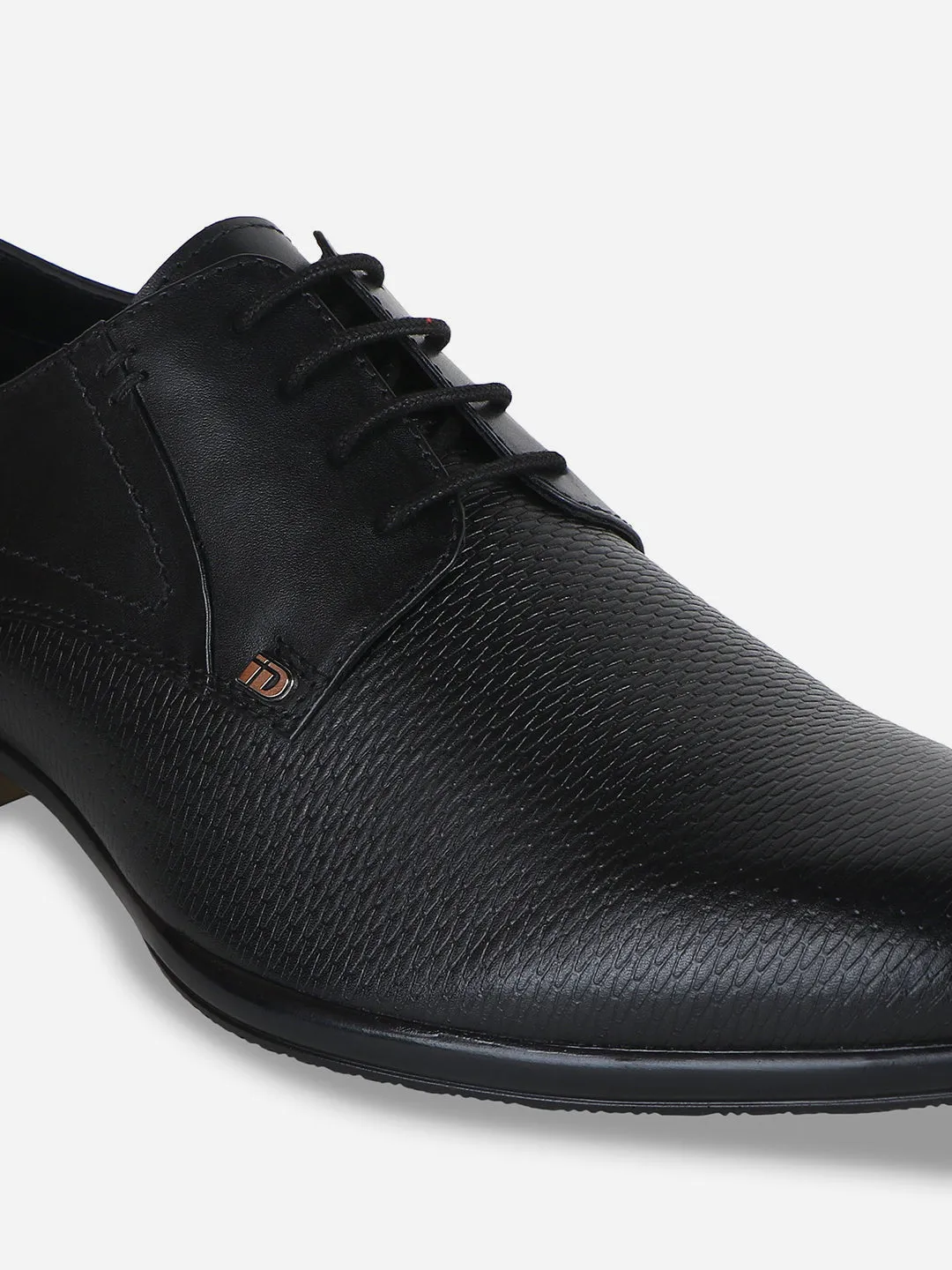 Men's Black Embossed Pattern  Regular Toe Lace Up Formal  (ID2100)