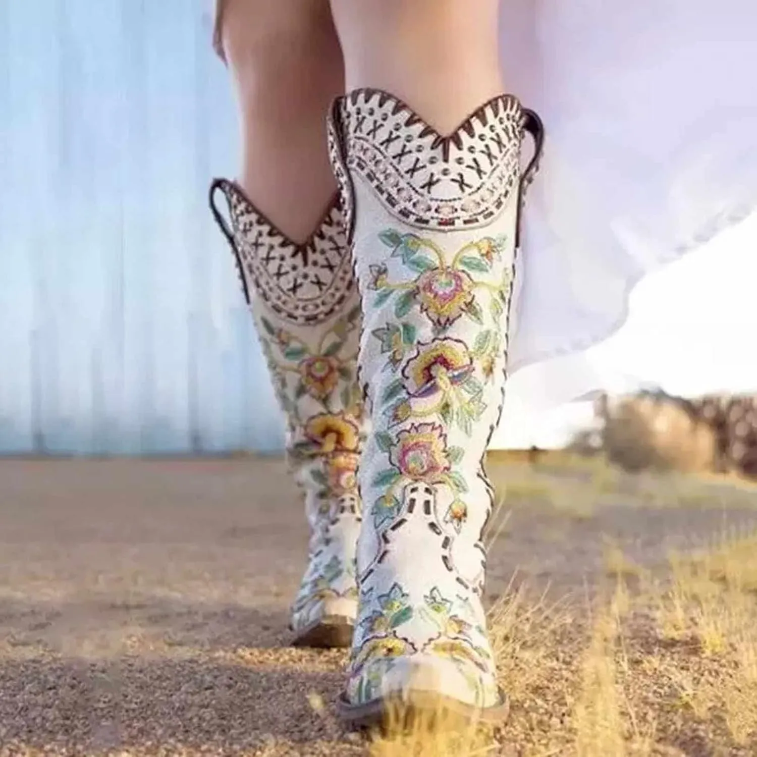 OMEARK Women's Embroidered Western Boots, Fashion Faux Leather Pointed Toe Cowgirl Mid Calf Boots, Winter Chunky Heel Snip Toe Knight Boots Classic Retro Large Size Booties Shoes