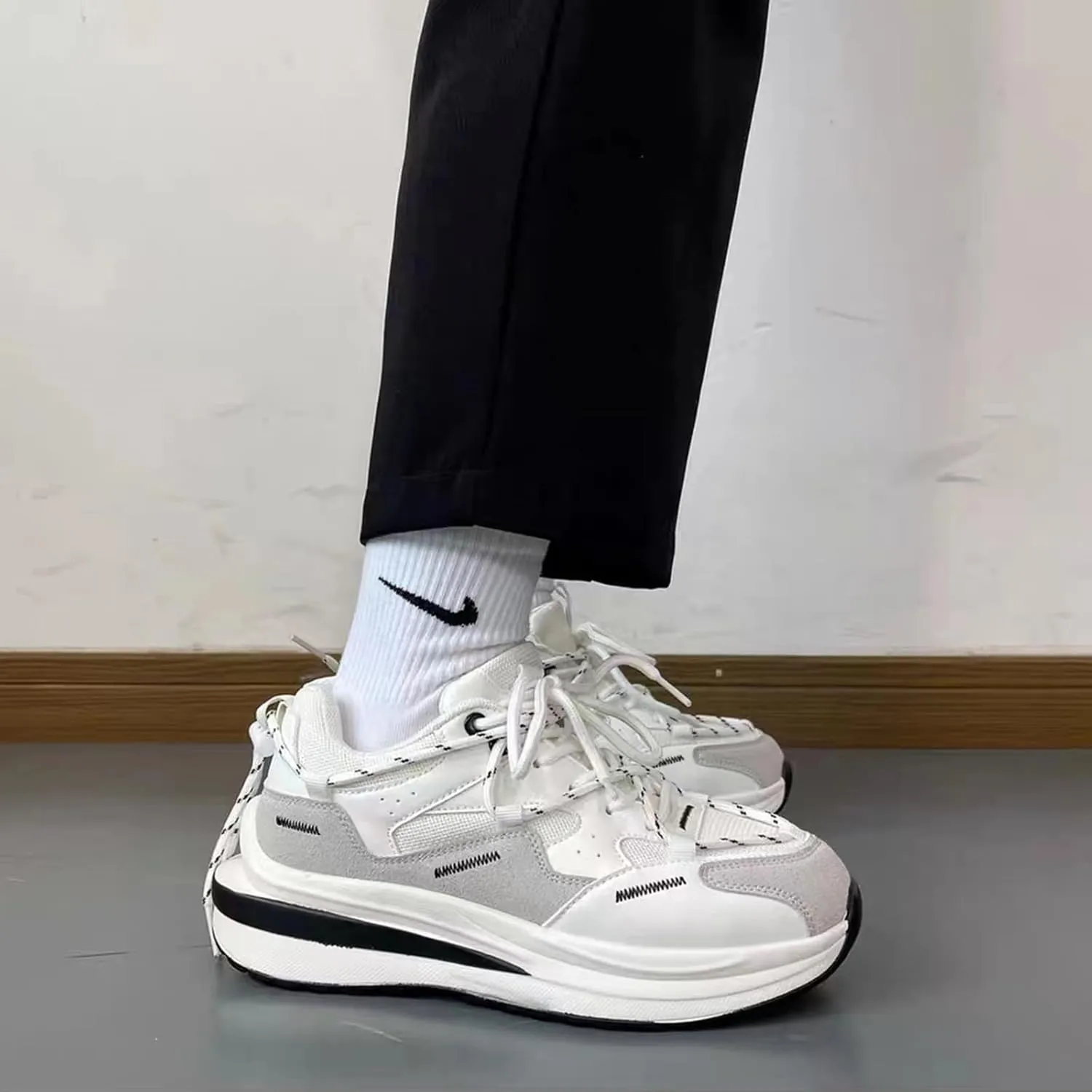 Women's Fashion Platform Sneakers - Lace-up Trainers with Couple Design, Breathable Mesh, Lightweight, and Chunky White Sole for Casual,White-39